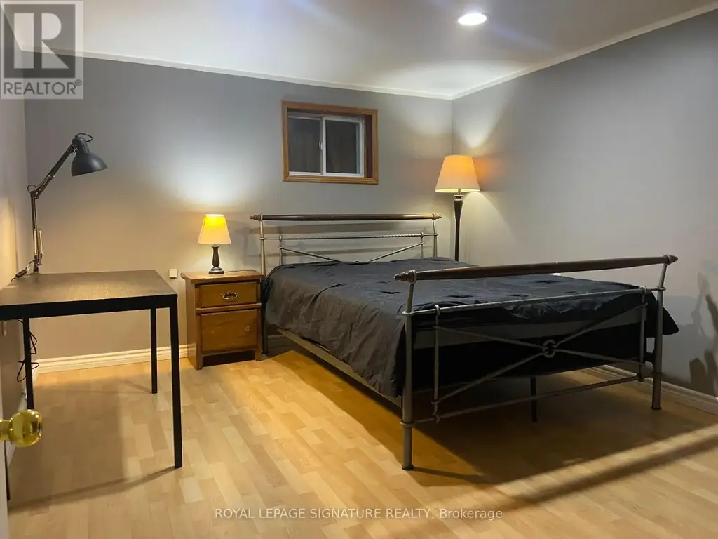B-5 - 72 Whitehorn Crescent, Toronto (Don Valley Village)
